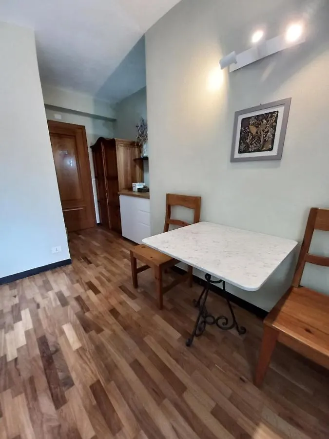 Locanda Del Sale Affittacamere Soglio  Couette-café