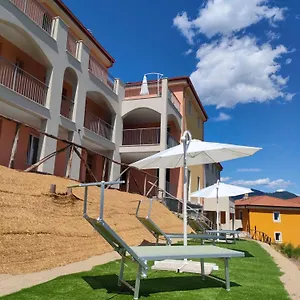 Appart hôtel Castagnarossa Casa Vacanze, Beverino
