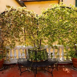 La Foresteria Di Palazzo Picedi Benettini Gasthof